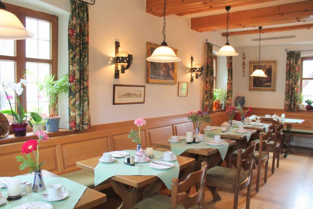 Hotel Bezold Rothenburg ob der Tauber Bagian luar foto
