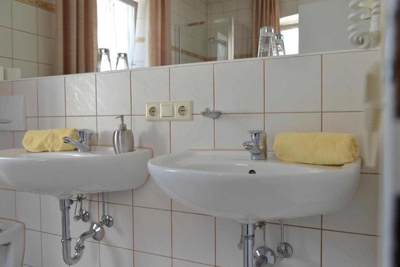 Hotel Bezold Rothenburg ob der Tauber Bagian luar foto